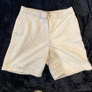 Gap relaxed fit 35 inch shorts